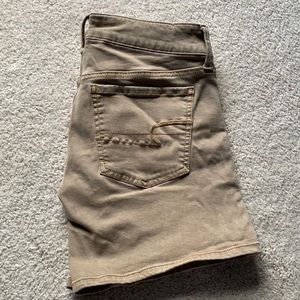 AEO MIDI Mid length or short if rolled up